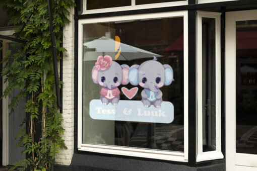 babysticker pasgeborene raamsticker met eigen naam